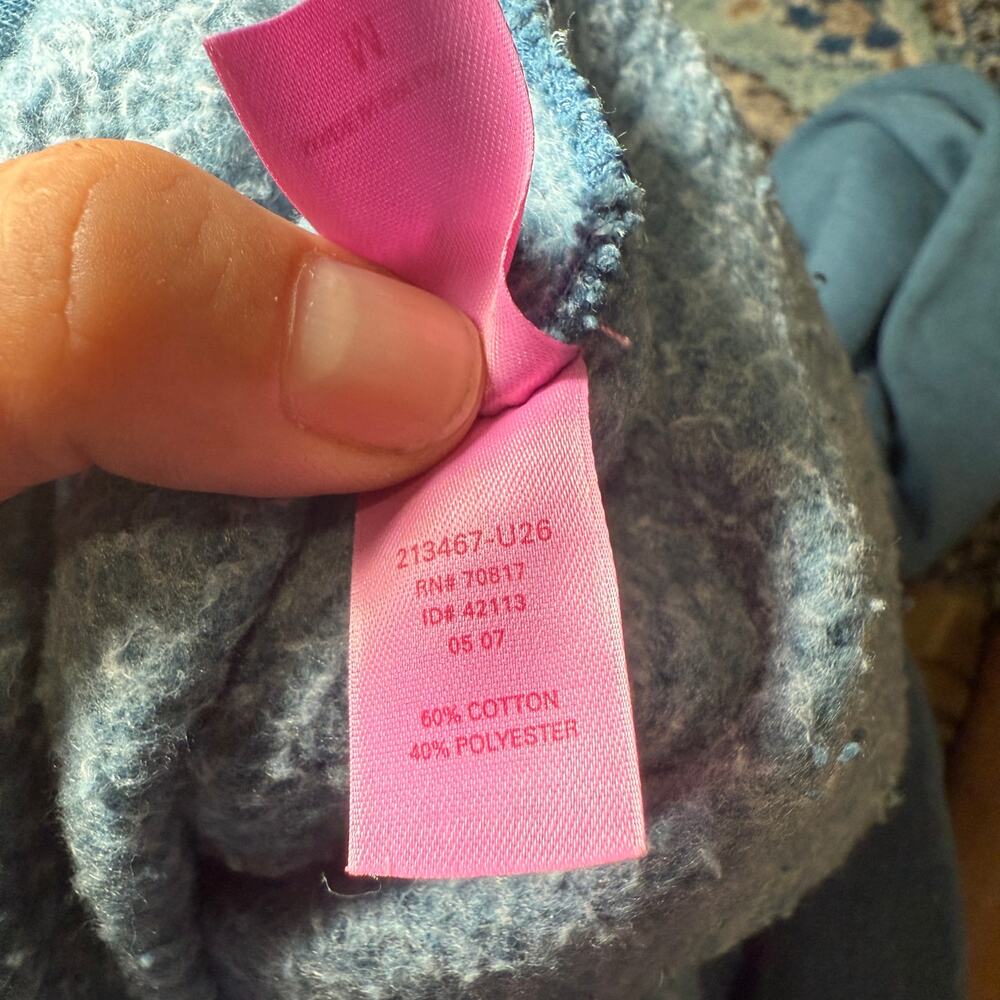 2007 vs pink hoodie - Picture 5 of 5